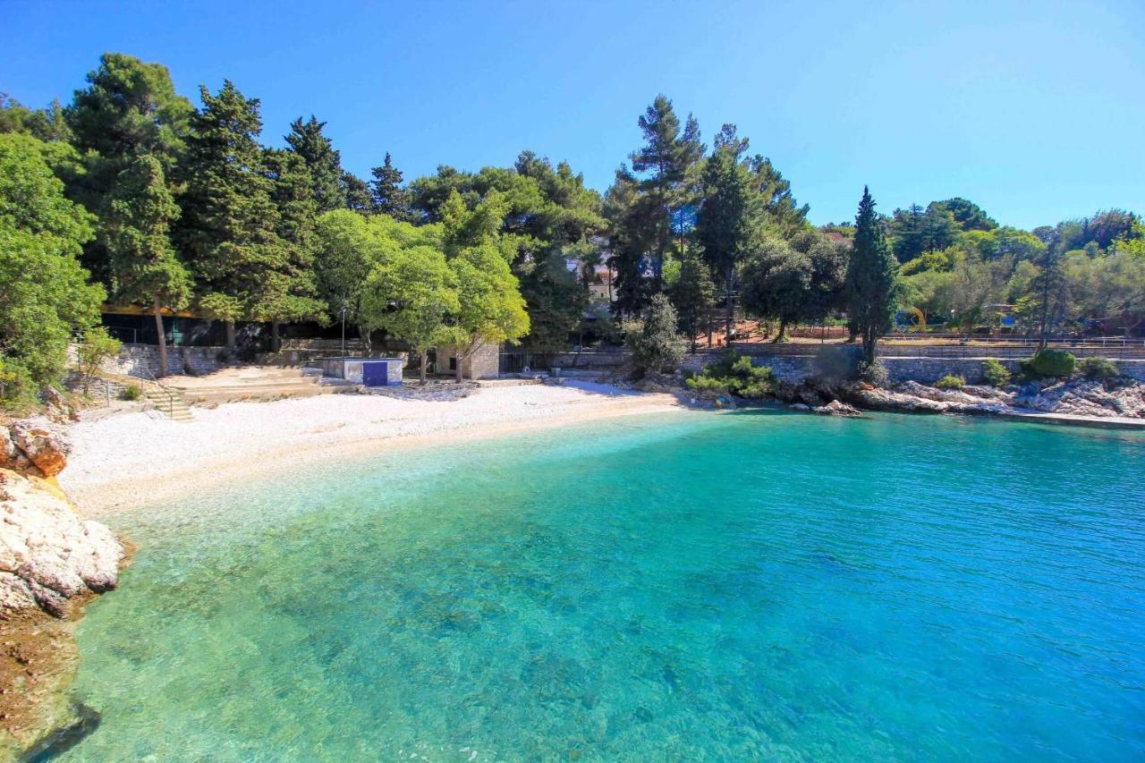 Villa Destiny Nedescina, Istrien, Kroatien מראה חיצוני תמונה